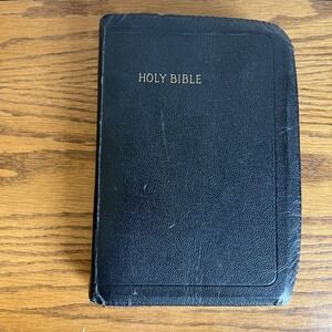 Vintage Holy Bible 1952 Revised Standard Version, Zippered, Thomas Nelson & Sons